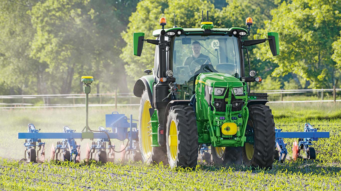 6r-traktor-prikaz